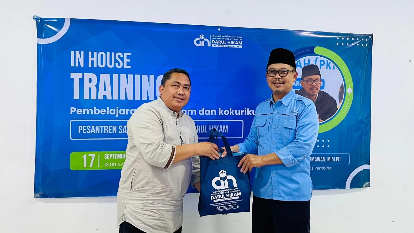 In House Training (IHT) Pembelajaran Mendalam dan kokurikuler