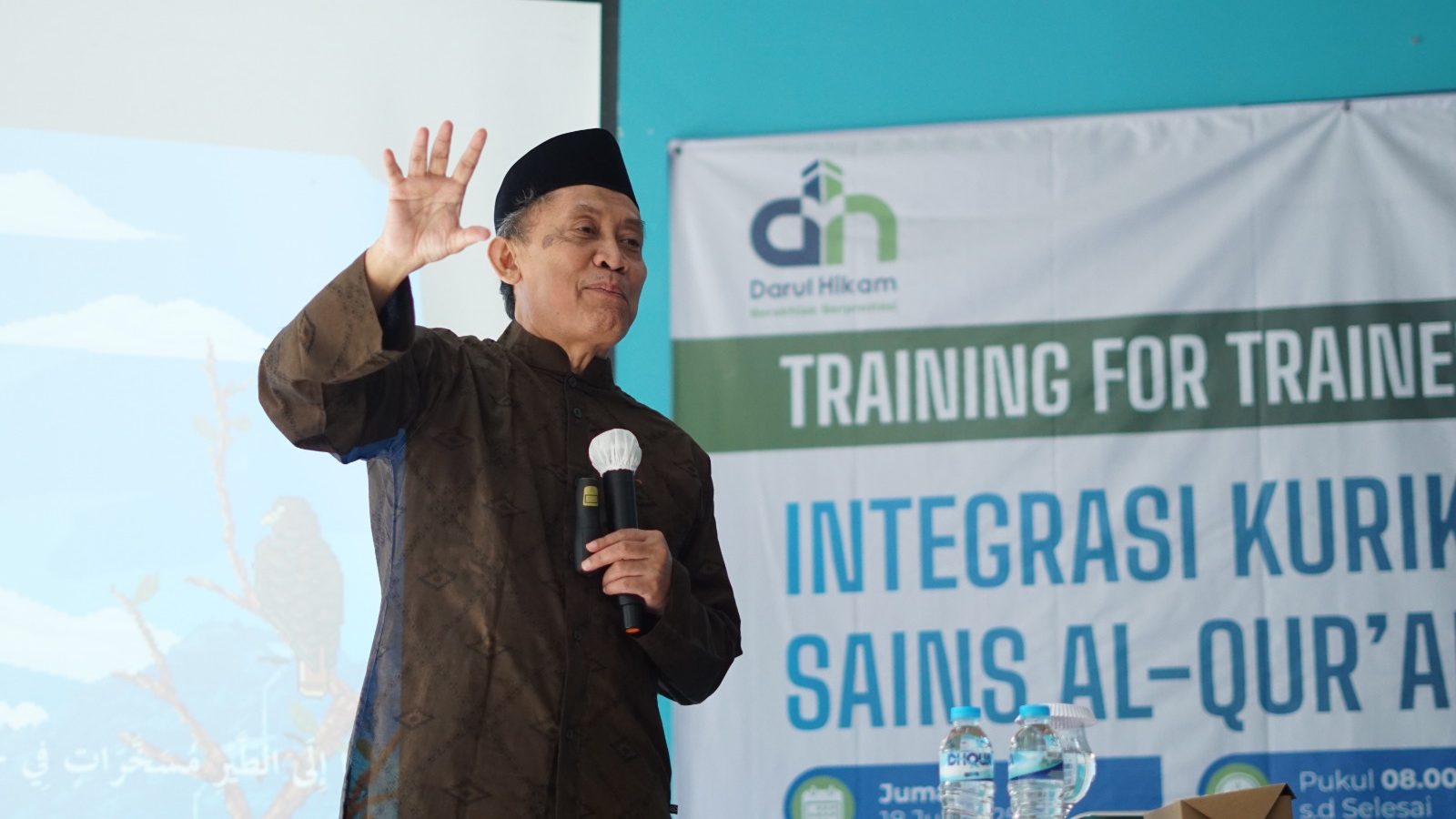 Belajar Sains dari Al-Qur’an: ToT Bersama Prof. Agus Purwanto di Pesantren Saintek